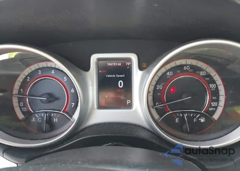 2012 Dodge Journey Sxt z USA, uszkodzony, nr VIN 3C4PDCBG5CT393466